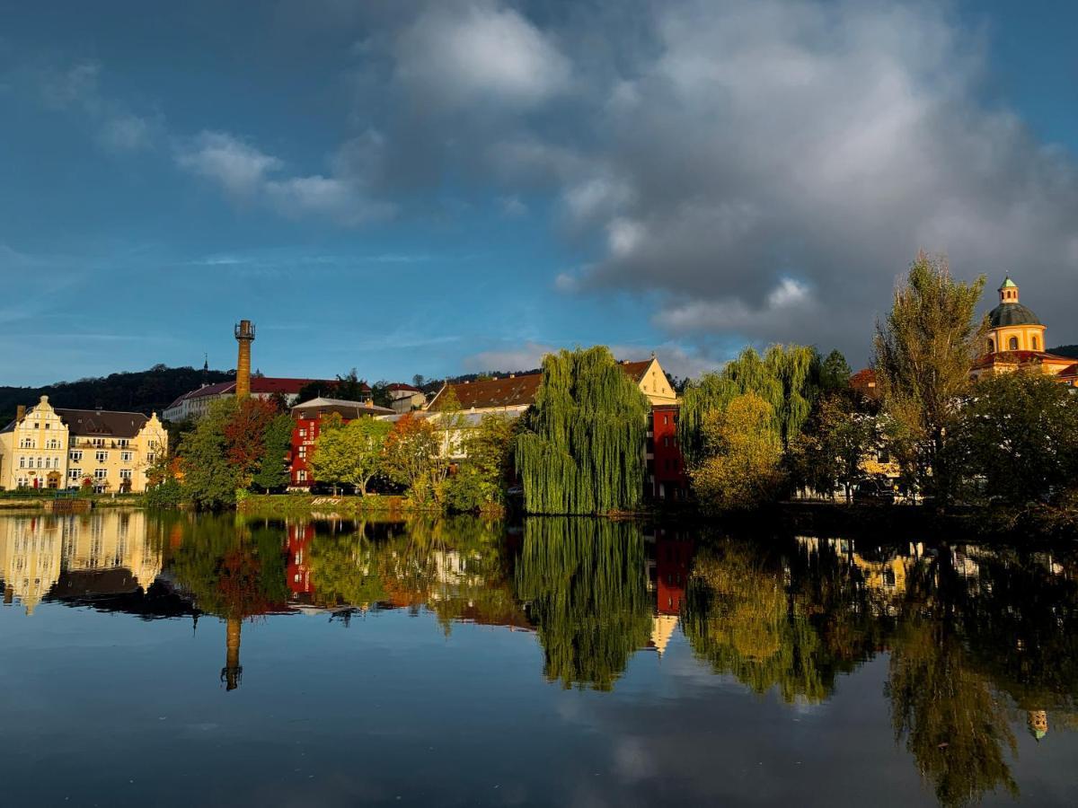 Aparthotel Faust Decin Exteriör bild