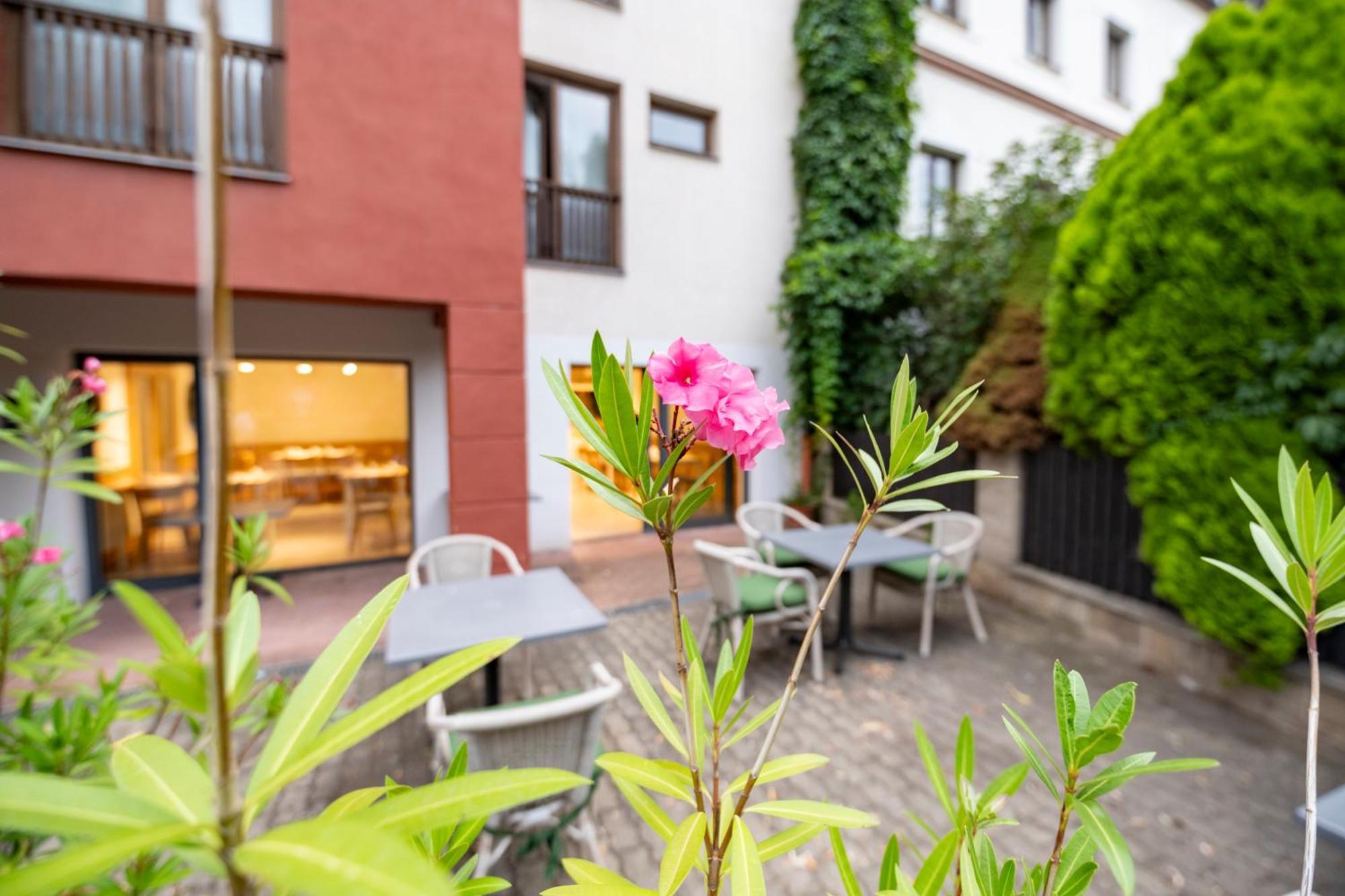 Aparthotel Faust Decin Exteriör bild